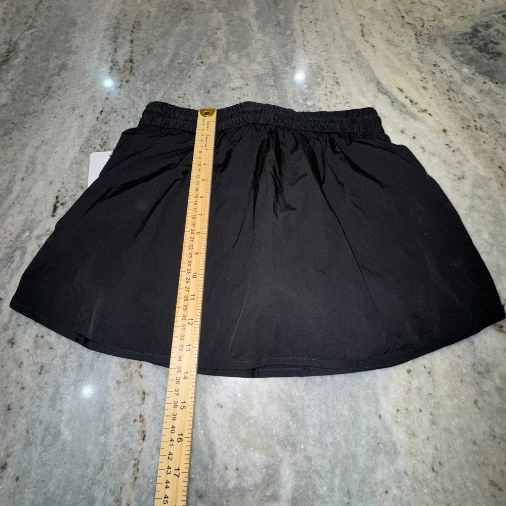 NWT‎ Yogalicious Skort Womens Small Black Yoga Athletic Workout